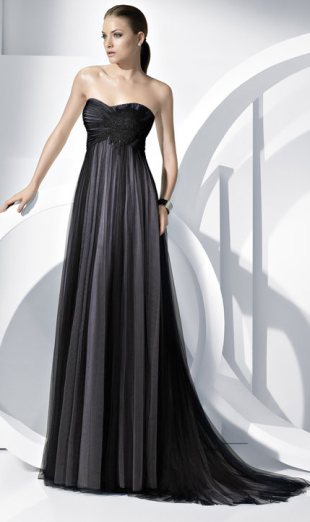 siyah-gri-straplez-uzun-en-güzel-ebiye-elbiseler