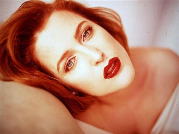 Gillian Anderson