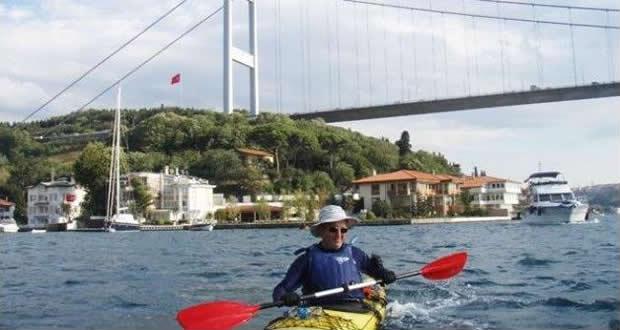 Boğaz’da deniz kayağı turu yapmak