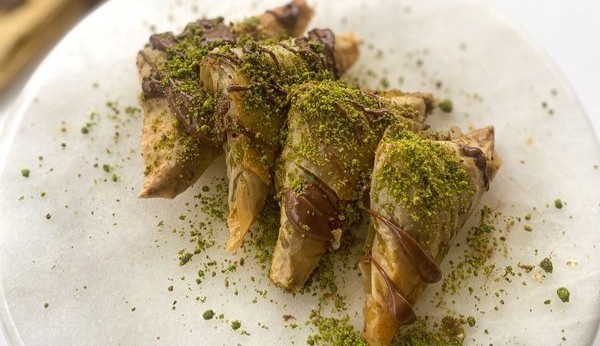 Fındık Kremalı Çıtır Baklava